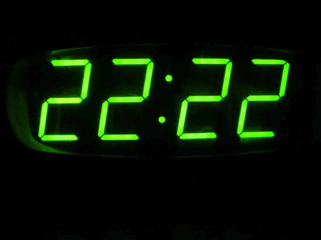 2222 на часах